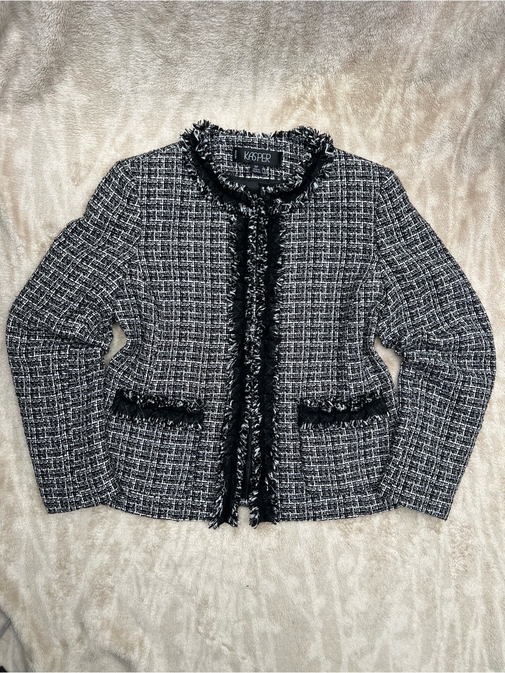 Kasper Black & White Tweed Fringe-Trim Jackete size 6P
